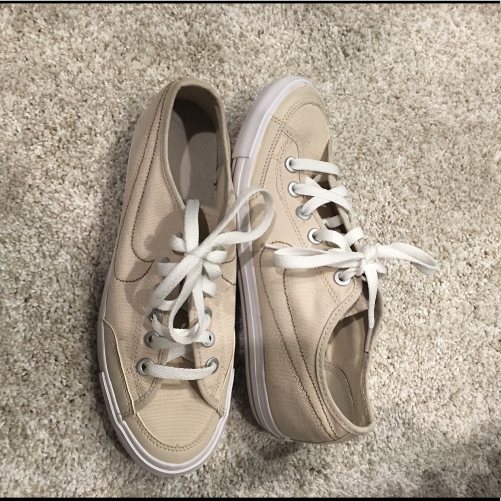 Nike canvas shoes-EUC